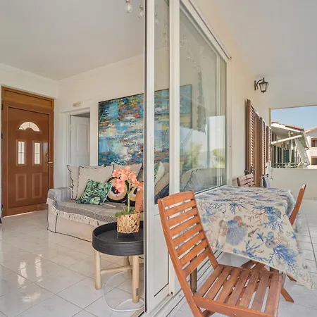 Theodoros Apartament Nikiana