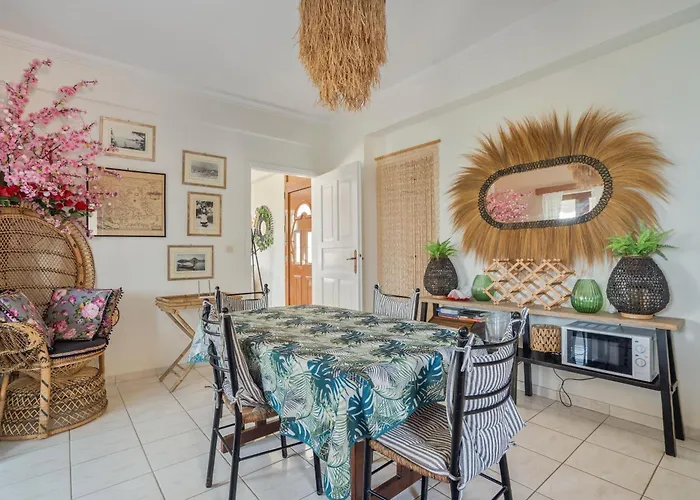 Theodoros Apartament