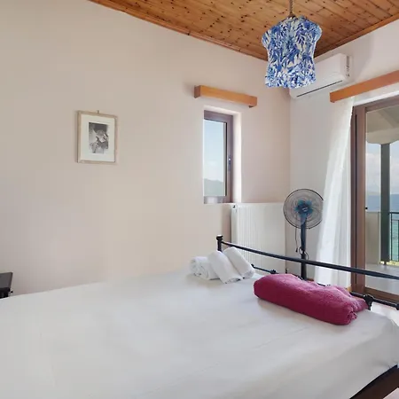 Theodoros Appartement *