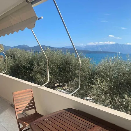 Theodoros Apartment *